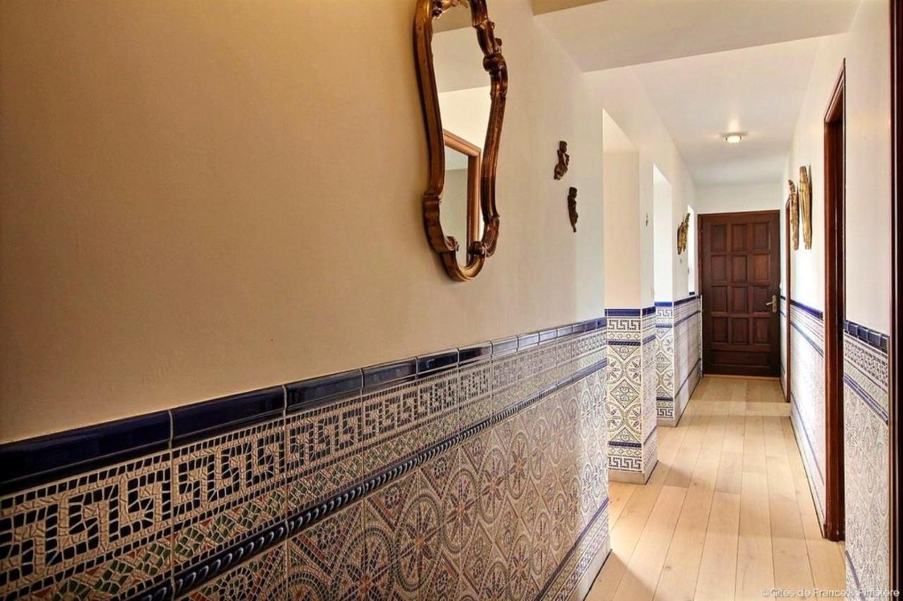 Maison Spacieuse A Plougonven Avec Jacuzzi Et Jardin Exterior photo